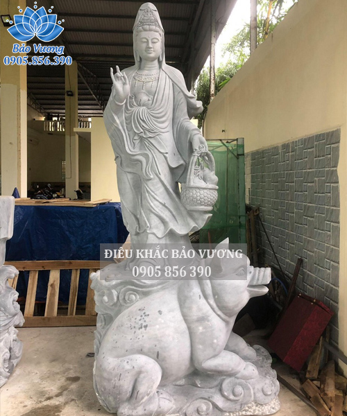 Tượng quan âm tự tại - 026