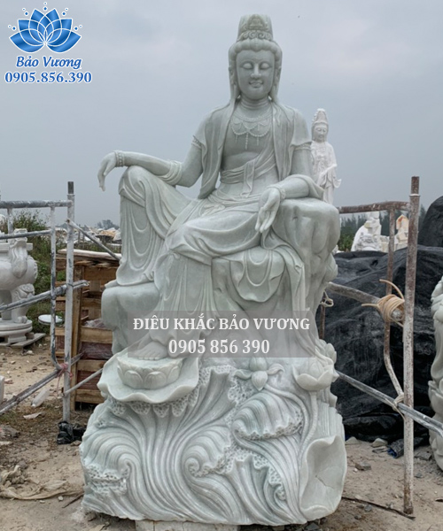 Tượng quan âm tự tại - 050